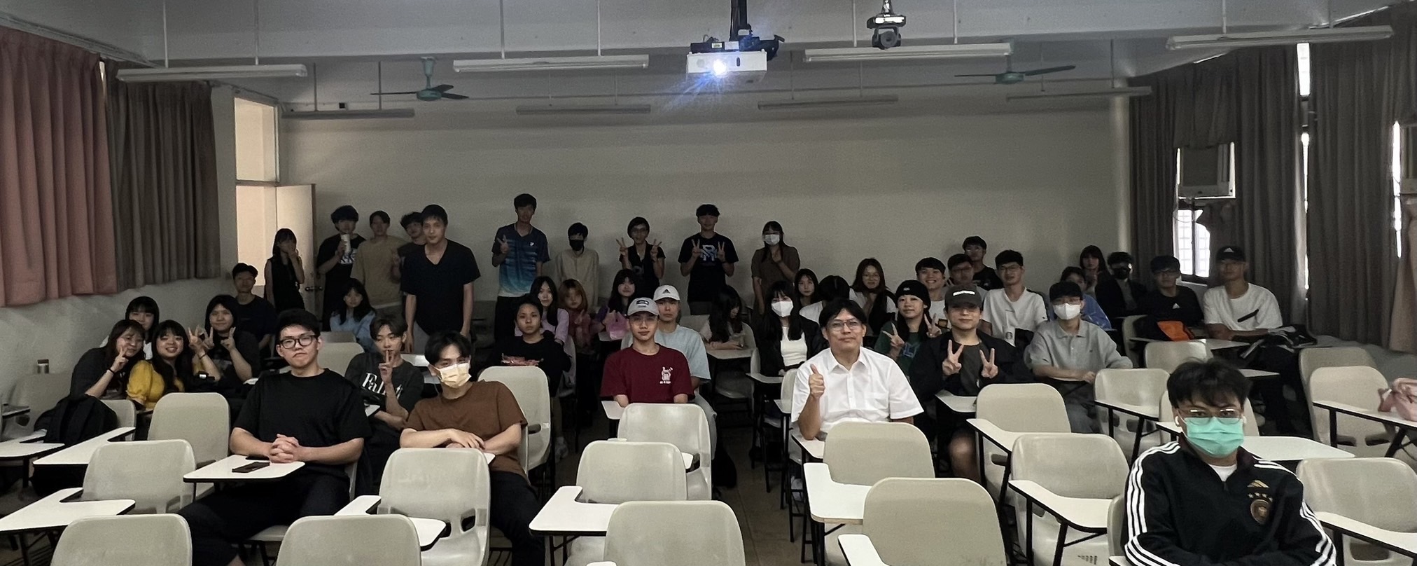 2024年5月10日日本安全保障戰略研究所岩本由起子研究員蒞校演講，講題為The Tokyo Metropolitan Government's Response to Subterranean Earthquakes and Measures for Elevator Entrapment during Disasters(針對直下型地震的東京都應對措施及災害時電梯困住的對策)